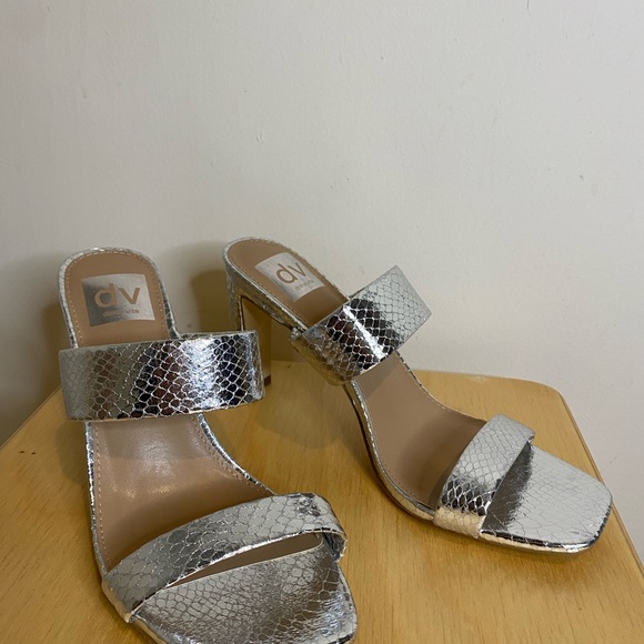 Dolce Vita Silver Heels - Picture 2 of 10